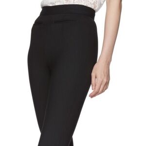 Alexander McQueen Black Skinny
NWOT
Wool Trousers, IT 36/XS